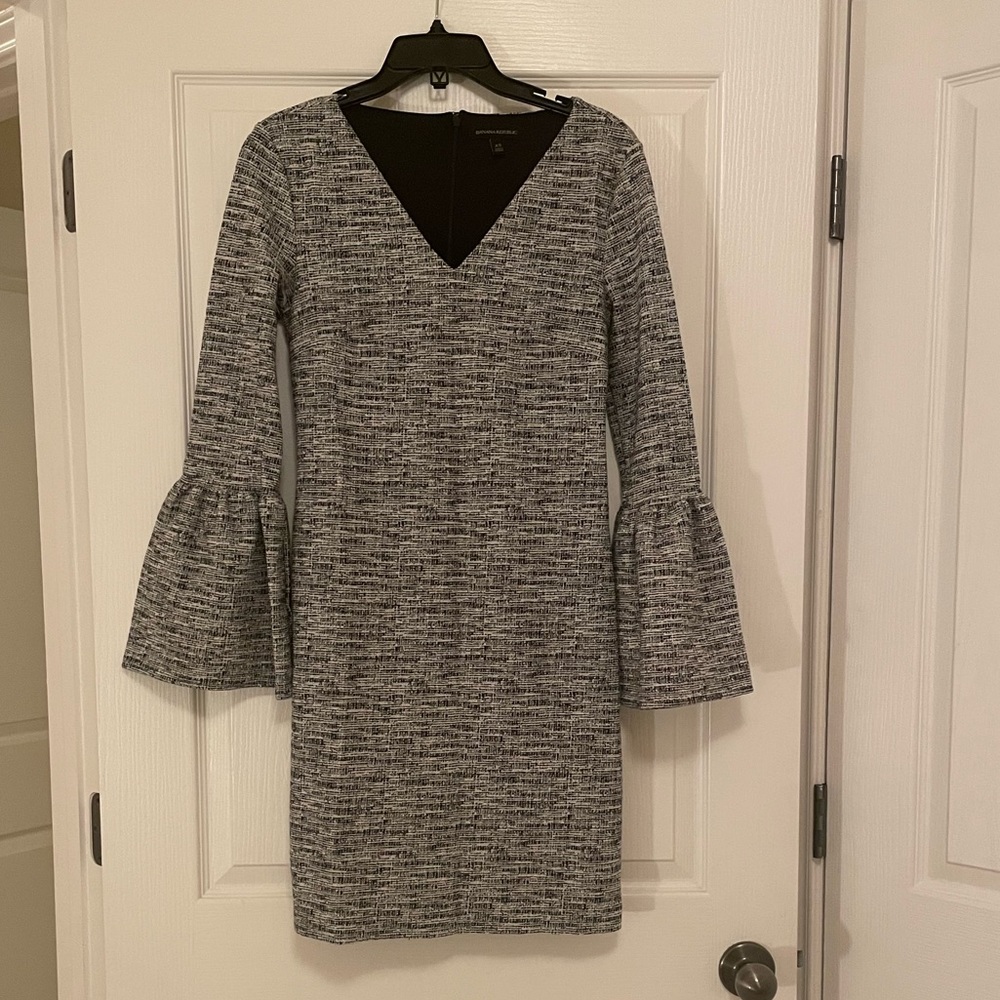 BANANA REPUBLIC Black and White Bell Sleeve Tweed Dress - Picture 2 of 15